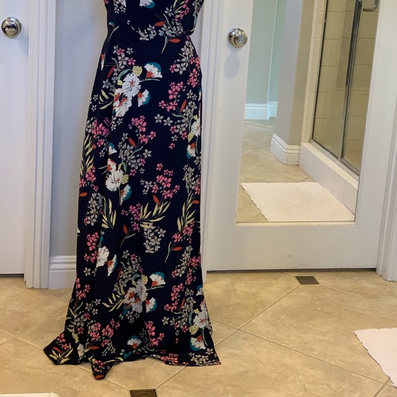 Dress - Picture 2 of 6